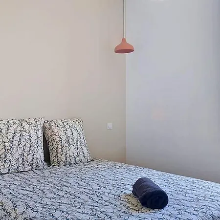 Le Pierre - Cozy 4 Personnes Apartment